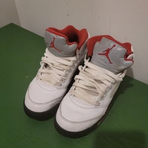 Air Jordan 5 Retro 'Fire Red'